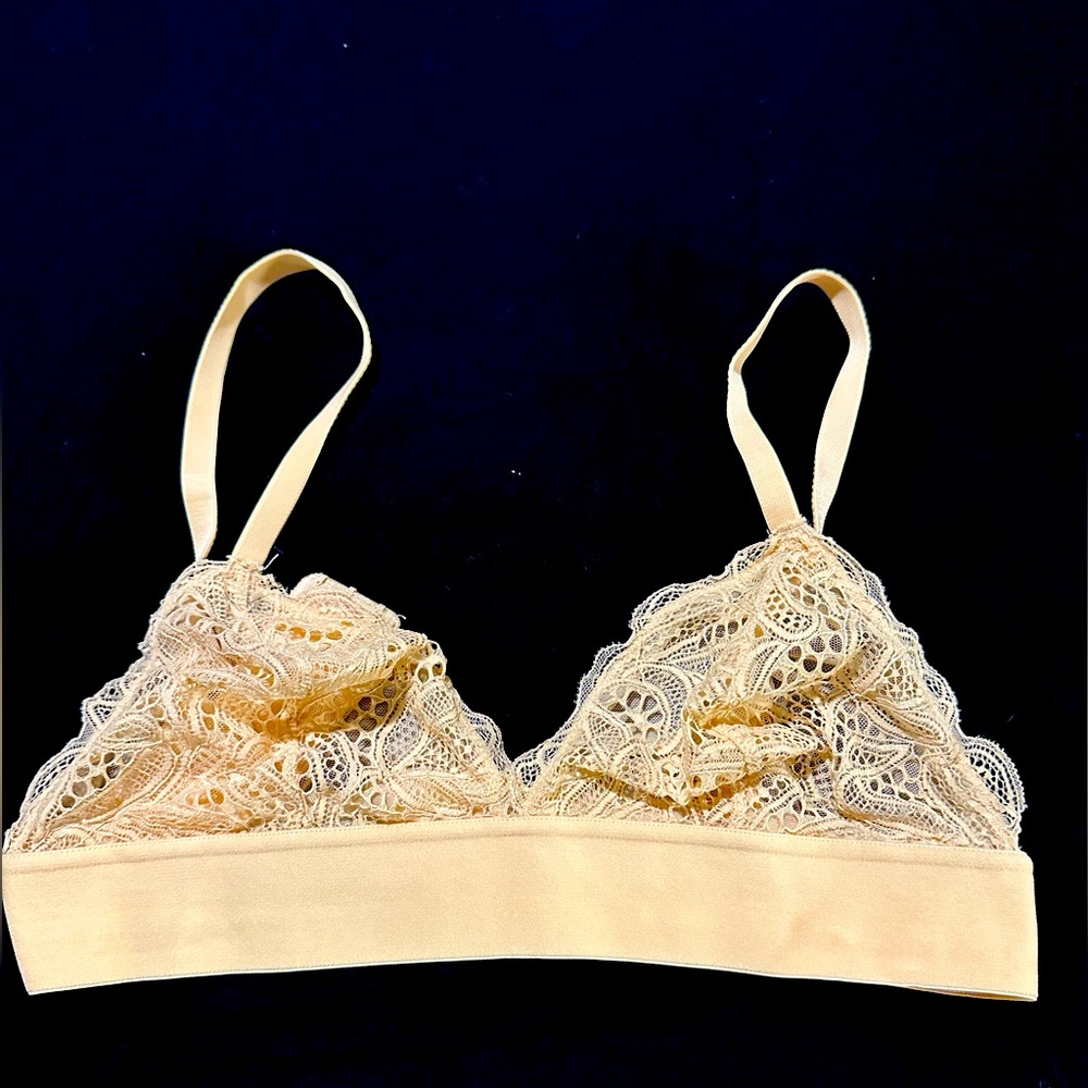 Lively Long-Lined Lace Bralette